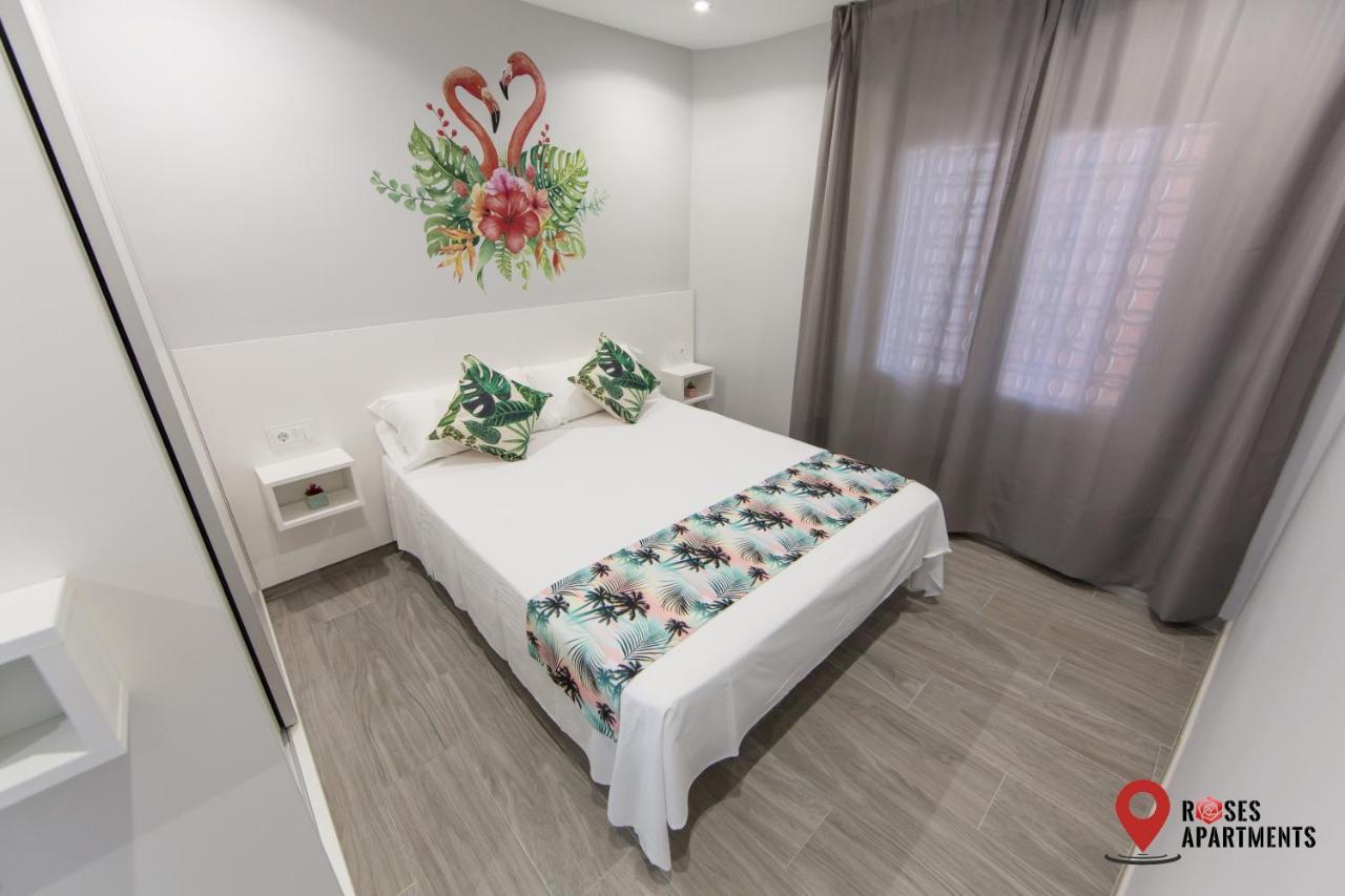 Roses Apartments Tropical Loft Vista Mar Lateral Kültér fotó