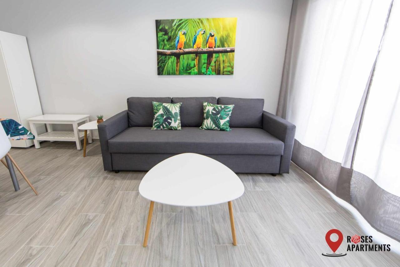Roses Apartments Tropical Loft Vista Mar Lateral Kültér fotó